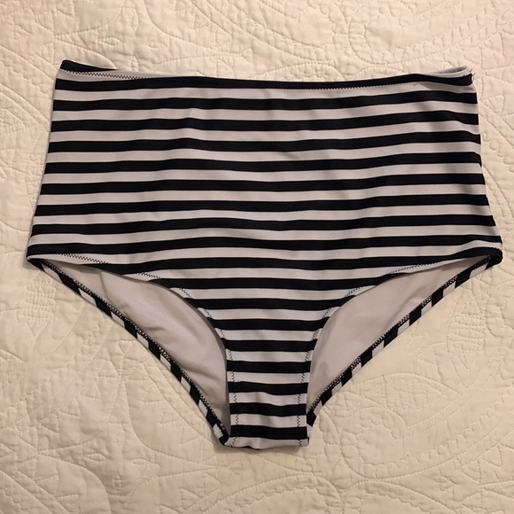 High waisted bathing suit - Picture 2 of 6